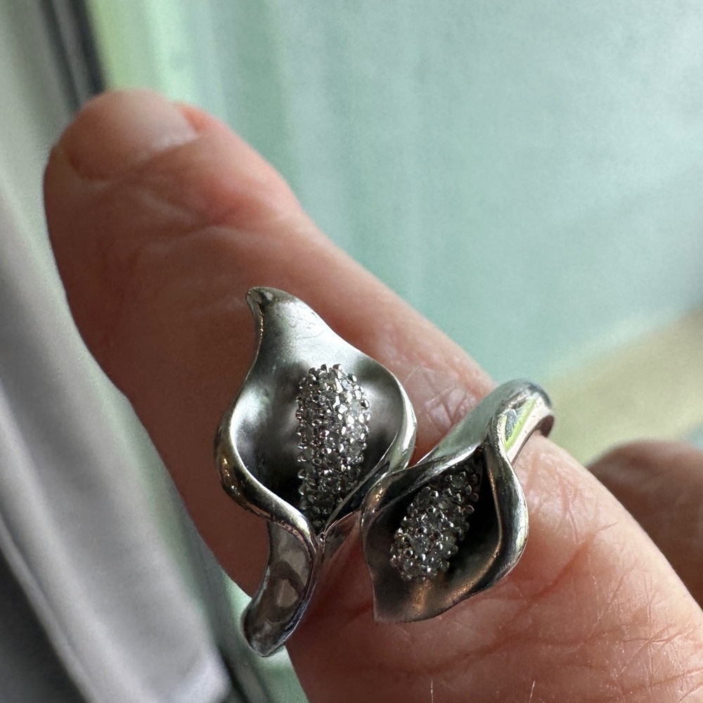 QVC Affinity diamonds sterling silver Calla Lily ring